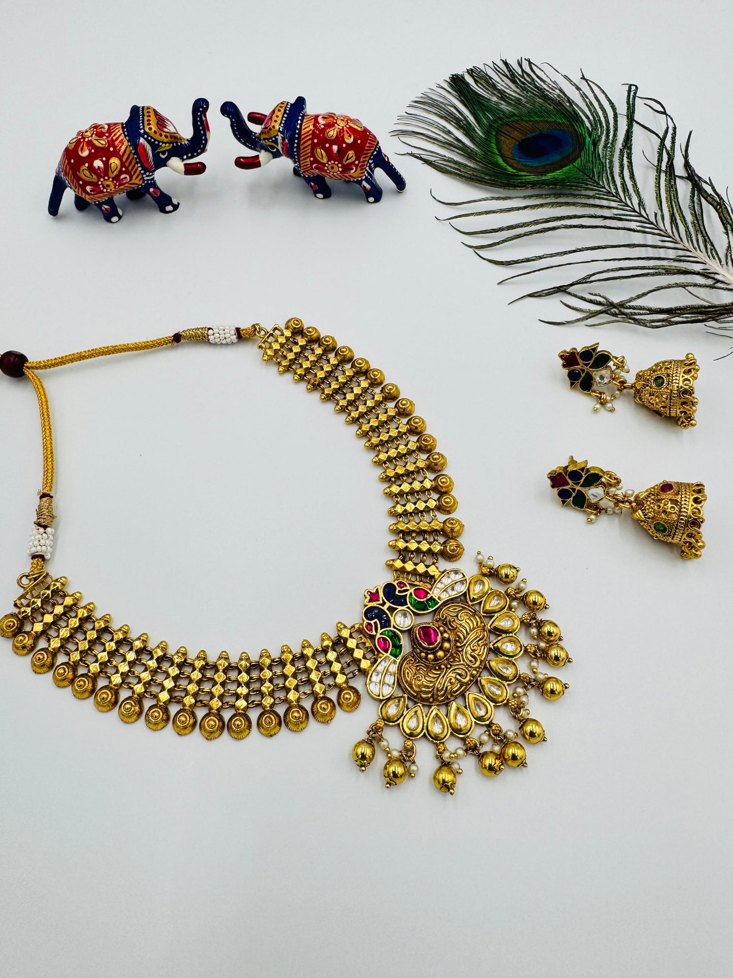 GOLD SHORT NECKLACE GSN20