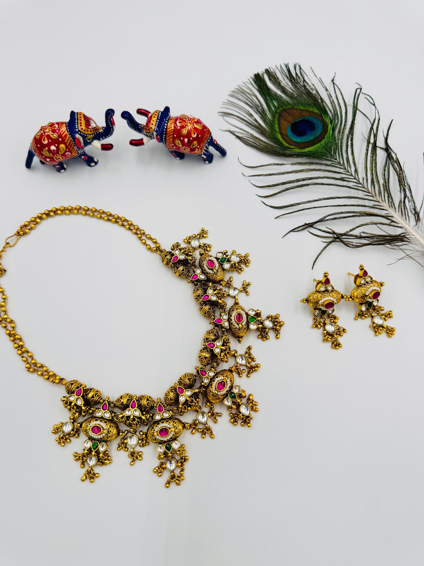 GOLD SHORT NECKLACE  GSN24