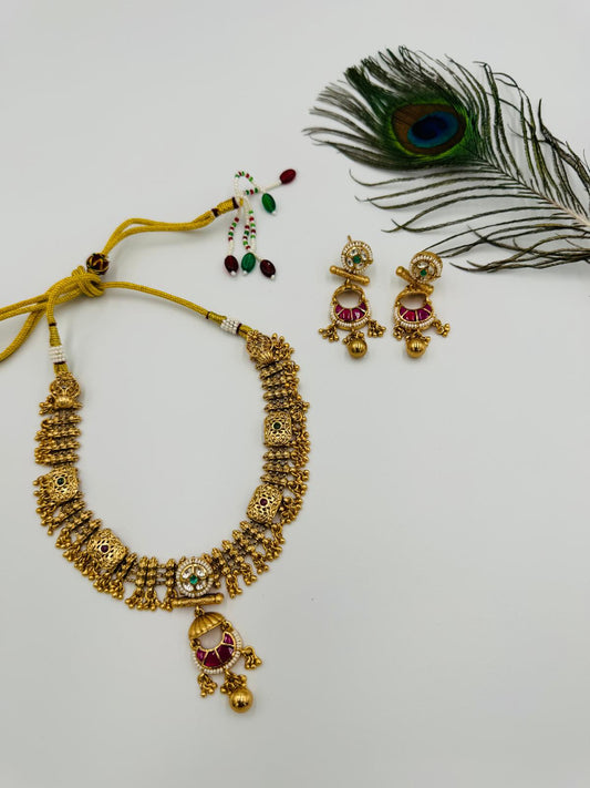 GOLD SHORT NECKLACE GSN6